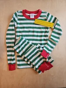 NWT Hanna Andersson GREEN VERY MERRY CHRISTMAS LONG JOHN PAJAMAS 120 6 7 $49 - Picture 1 of 4