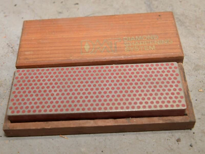 DMT Diamond Whet piedra cincel cuchillo herramienta de afilado rojo grano fino y caja de madera Foto 1 de 4