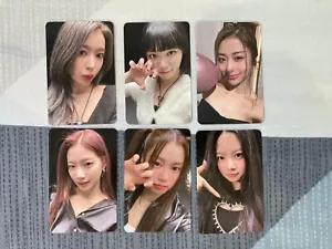 LE SSERAFIM OFFIZIELLE FURCHTLOSE KTOWN4U FOTOKARTE Sakura Chaewon Yunjin Garam - Bild 1 von 9