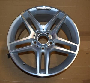 1x Original Mercedes w204 C Klasse Alufelge 17 Zoll a2044019702 8,5Jx17 Et58 - Picture 1 of 3