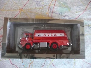 Saviem SM8 Citerne Avia 1968 IXO Camion d'autrefois 1/43 en boite - Imagen 1 de 1