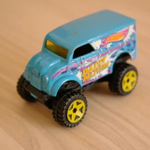 2015 MONSTER DAIRY DELIVERY '12 HOT WHEELS DIECAST CAR TOY - Picture 1 of 6