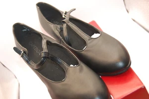 NIB Capezio Jr. Footlight Character Shoe 550 $47.00 BLACK 5 M Med Not return - Picture 1 of 11