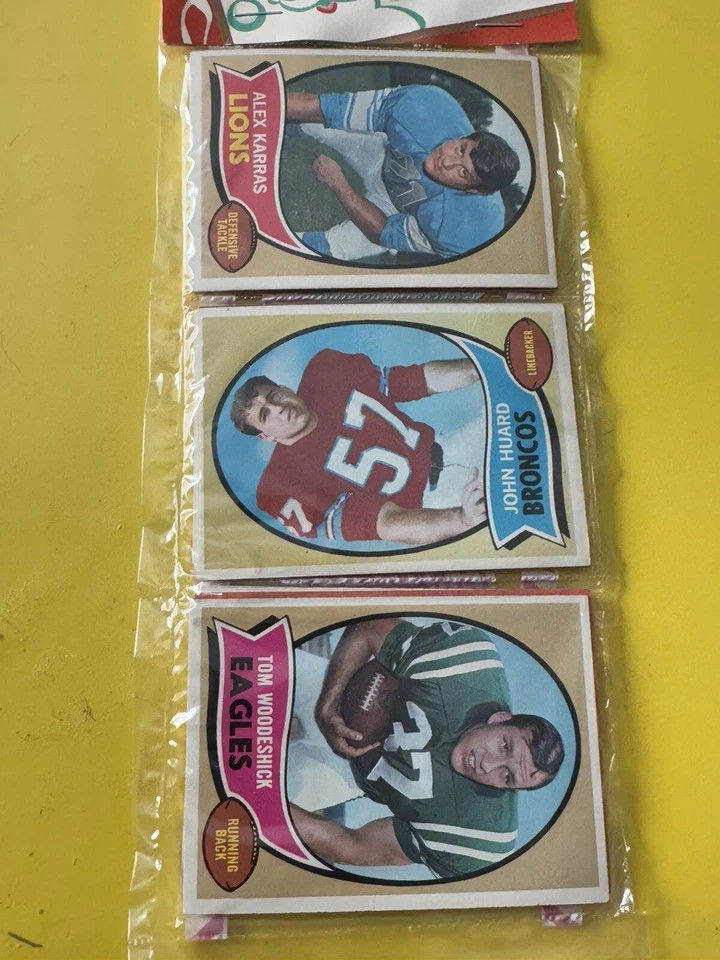 1970 TOPPS Football Holiday 12 Card Rack ALEX KARRAS JOHN HUARD TOM WOODESHICK - Image 1 of 4