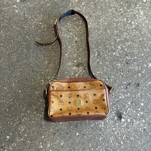 Authentic MCM Visetos Leather Vintage Shoulder Cross Body Bag Purse Brown Flawed - Picture 1 of 12