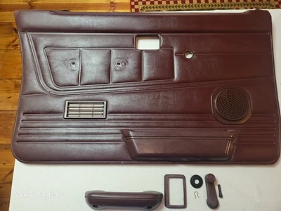 Nissan D21 Hardbody Pickup 93-97  Rh Front Door Trim Panel  Card OEM - Image 1 of 4