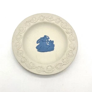 Wedgwood Jasperware Reverse Blue Cameo Plate Decorative Display Dish England - Picture 1 of 5