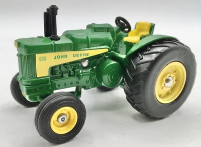 Tractor agrícola John Deere 630 1988 ERTL 1/43 excelente estado, número de serie Foto 1 de 4