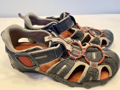 Sandalias de punta cerrada Pediped 31 para niños talla 13-13,5 azul rojo Foto 1 de 4