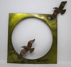 Vintage Mid Century runder Messingrahmen fliegende Vögel Gänse 4,5 x 4,5" 3,75" offen - Bild 1 von 7