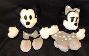 TOKYO DISNEYLAND BLACK WHITE & GREY MICKEY & MINNIE MOUSE 6" PLUSH PAIR - Picture 1 of 2