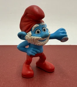 McDonalds / Peyo 2011 ☆ The Smurfs ☆ Movie : Large 7cm PVC Papa Smurf Figure - Imagen 1 de 4