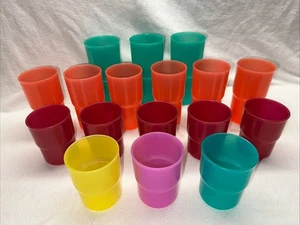Set 17 Vintage Tupperware Tisch Stapelbecher türkis orange lila rosa - Bild 1 von 16