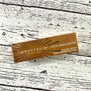 Anastasia Beverly Hills Stick Highlighter ICED OUT .28oz / 8g Full Size NIB - Picture 1 of 5