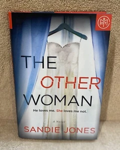 Pre Owned First Edition The Other Woman Hardcover Book 2018 - Imagen 1 de 5