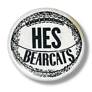 Botón Pinback vintage HES Bearcats A96 - Imagen 1 de 3