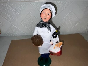 BYERS' CHOICE LTD "WEGMANS CAROLER HOLDING WINE, CAKE AND BAG OF BREAD - Picture 1 of 13