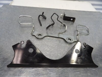 07-24 Kawasaki Vulcan Custom VN900C sortido. suportes de montagem 11054-0124 - Imagem 1 de 3