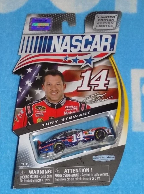 TONY STEWART 1:64 MOBIL 1 - SALUDA A LAS TROPAS (NA) Foto 1 de 1