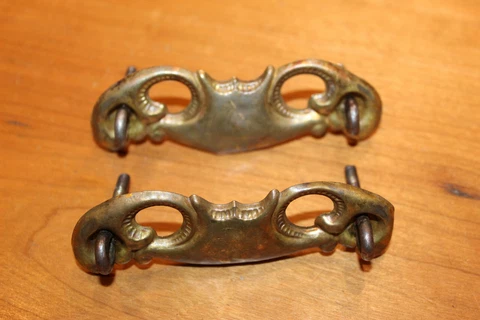 Pair of Lightweight Pressed Bronze Dresser Drawer Back Plates Less Bails A-19 Cover