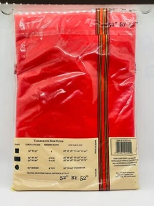 Paño de mesa de vinilo rojo de Navidad con respaldo de franela - cuadrado 52"" por 52"" fácil cuidado - Imagen 1 de 4