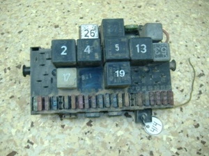 VW Fuse relay panel 83 - 92 yr quantum audi 4000 cabriolet jetta 171941821D - Foto 1 di 4