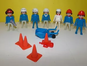 Figuras de policía vintage de Playmobil Geobra de la década de 1970 con ambulancia y bombero - Imagen 1 de 2