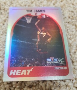 1999-00 NBA HOOPS DECADE TIM JAMES #157 ROOKIE HOOPLA PLUS REFRACTOR LIKE