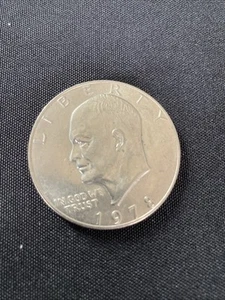 1978 PHILADELPHIA MINT EISENHOWER DOLLAR COIN - Picture 1 of 2