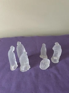Weihnachtskrippe Weihnachtskrippe 6-teiliges Set Milchglas Kristall Figuren 4 Zoll - Bild 1 von 3