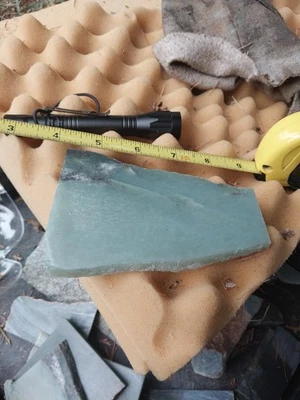 Siberian Jade Rough Slab  378 gm  - Image 1 of 4