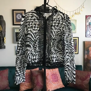 JOSEPH RIBKOFF size 10 Sheer Black & White Print Mesh Silver Embroidered Top - Picture 1 of 5