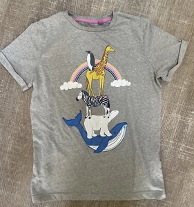 Mini Boden Girls 11-12 T-shirt Animal Totem Whale Giraffe Polar Penguin Rainbow - Picture 1 of 3