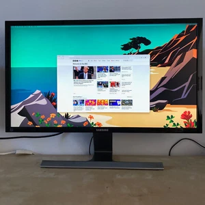 Samsung 4K 28 inch UHD Professional Business Monitor 3840x2160 HDMI Display Port - Picture 1 of 6