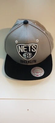 Gorra de béisbol ajustable gris Mitchell & Ness de los Brooklyn Nets NBA nueva Foto 1 de 4