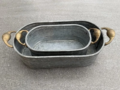 2er Set Zinkwannen mit Messinggriffen Pflanzgefäße Dekoschalen Pflanztopf - Bild 1 von 4