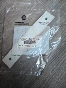 ⚓  Marine  * BOMBARDIER Seat Cushion Strip 293740004 * QTY 4 - Bild 1 von 3