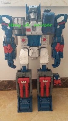 Takaratomy Generations Series Lg31 Fortress Maximus 60CM Japanese Ver. Action - Image 1 of 4