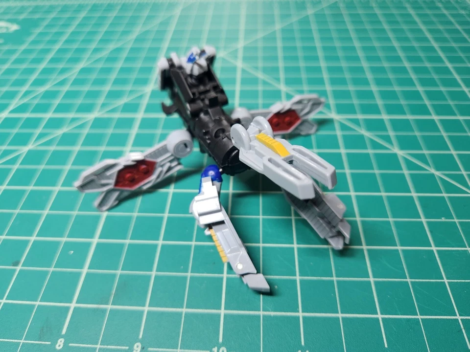 Soundwave 100% Complete Transformers Revenge of the Fallen Legend EZ Collection - Image 1 of 1