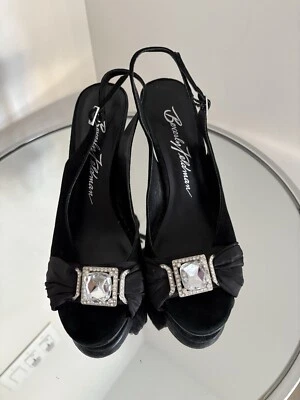 Beverly Feldman Vintage Black Stilettos Size 38 - Image 1 of 4