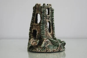 Detailed Old Atlantis Aquarium Castle Ruin 12 x 8 x 15 cms Ornament Fish - Picture 1 of 6
