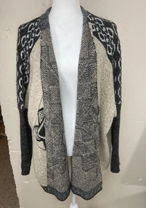 Debut, Strickjacke vorne offen Aztekenmuster beige/schwarz Damen Größe M/L gebraucht, in einwandfreiem Zustand - Bild 1 von 11
