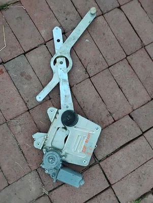 1994~05 GMC Jimmy Sonoma Chevy S10 Blazer Front Right Window Regulator/Motor OEM - Image 1 of 4