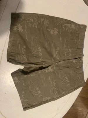 Pantalones Cortos Carga Five Four Para Hombre Talla 31 Patrón Palmera Marrón Foto 1 de 4