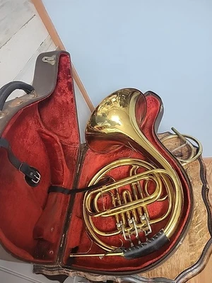 De colección.CLEVELAND POR H.N. CUERNO FRANCÉS WHITE CO. + PIEZA + ESTUCHE/PIEZAS ORIGINALES. LEER. Foto 1 de 4