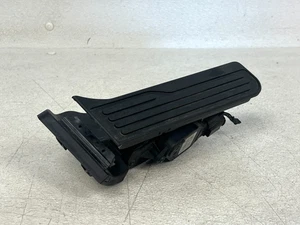 ⭐2016-2024 Chevrolet Camaro acelerador de gas sensor de acelerador pedal OEM LOTE 2656 - Imagen 1 de 8