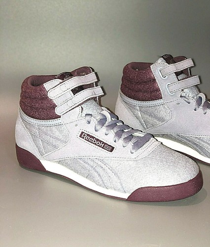 Sneaker da ragazza Reebok Classics Freestyle Hi J in lana grigio viola CN3363