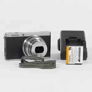 Fujifilm FinePix X Series XF1 12.0MP Digitalkamera - Schwarz - Neu gewartet! - Bild 1 von 16