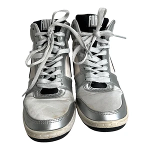 Zapatillas deportivas Nike Force Sky High 629746-100 para mujer 7,5 cuero blanco/plateado - Imagen 1 de 13