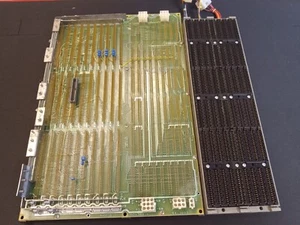 Digital DEC VAX-11/750 CPU/CMI left/Backplane Section right/DD11-DK-UNIBUS - Picture 1 of 13